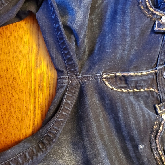 Miss me Jean's - Picture 3 of 13